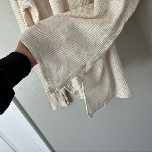 Offline by Aerie Oversized Thermal Oatmeal Colored Size Medium - Picture 7 of 13